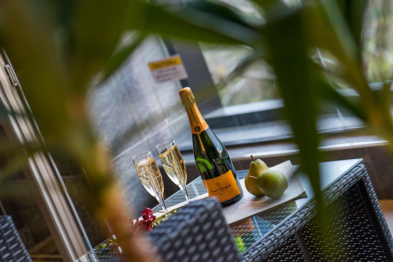 Hotel Dior7 (Adults Only) Hamamatsu Bagian luar foto