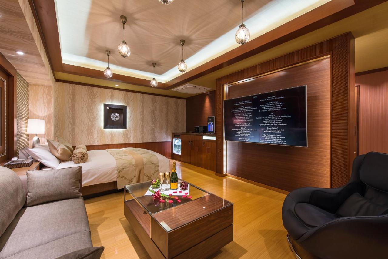 Hotel Dior7 (Adults Only) Hamamatsu Bagian luar foto