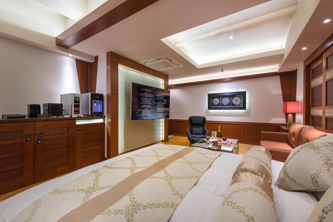 Hotel Dior7 (Adults Only) Hamamatsu Bagian luar foto